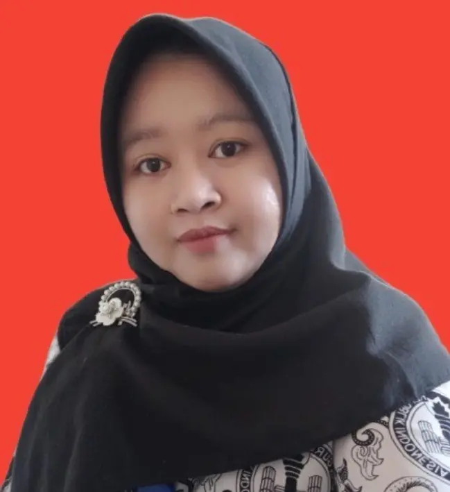 Ihsaniyah Fitriani, S.Pd.  (Guru Kelas 5A)