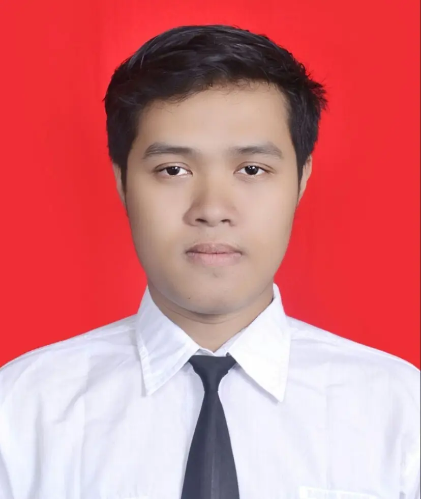 SYABIQ KHOIRONI, S.E. Operator Sekolah