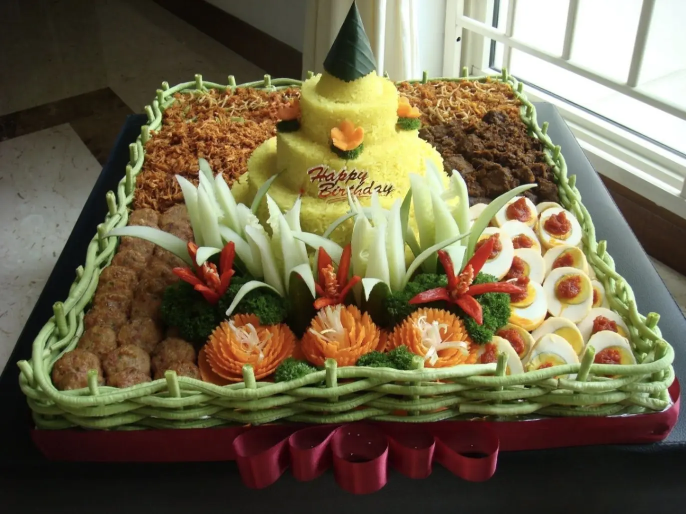 HIAS TUMPENG