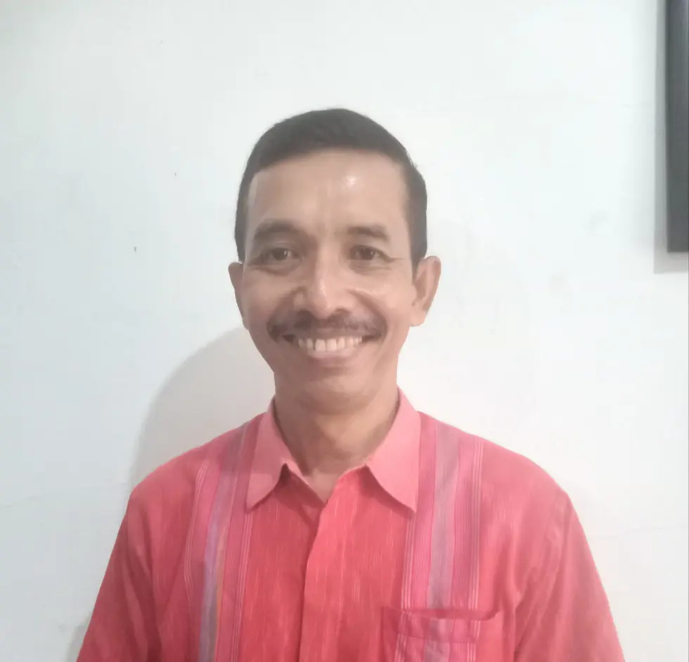 Guru Agama  T. Weko Hadi, S.Th.