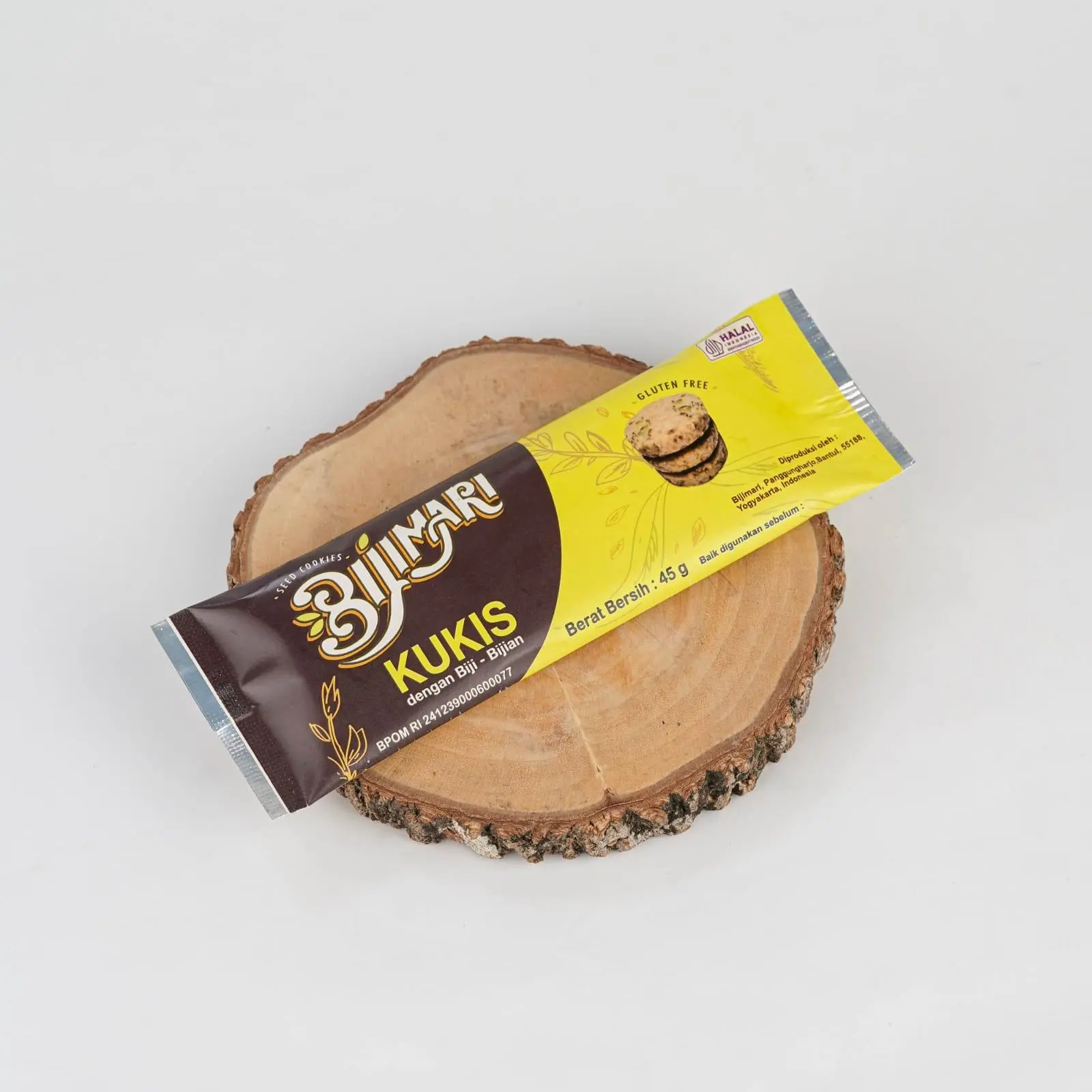 Kukis berbahan dasar tung mocaf, biji bunga matahari, biji labu, biji rami, cranberry, gula paem dan minyak kelapa. 45g Rp. 15.000