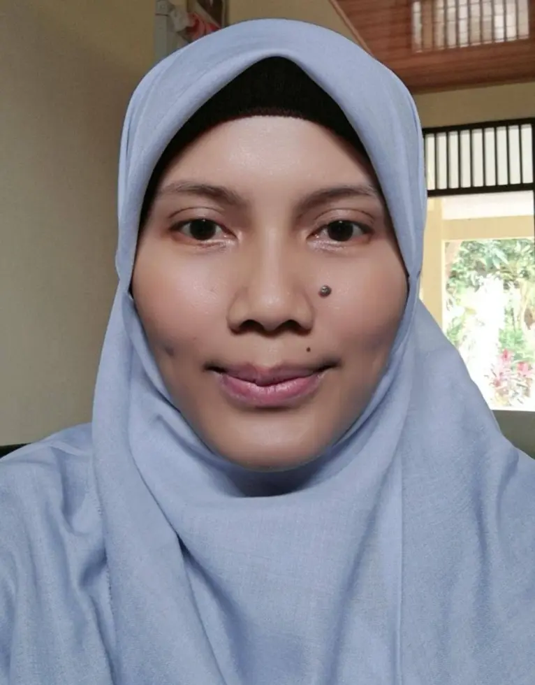 Nova Malinda Shinta, S.Pd  Guru Kelas 6