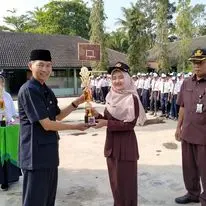 Nindi Utami, S.Pd. Juara 1 Nyanyi Tunggal HUT ke-77 PGRI Kec. Kedungreja