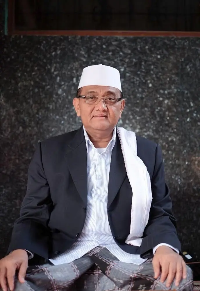 Alm. K.H. Endang Darwis Bin H. Syarif Hidayat  Pendiri Yayasan Miftahul Jannah